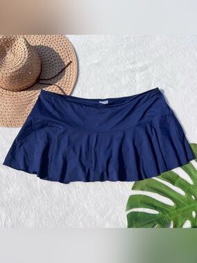 Lands’ End Navy Swim Skirt Size 14